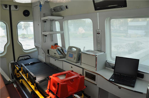 固始县救护车内部